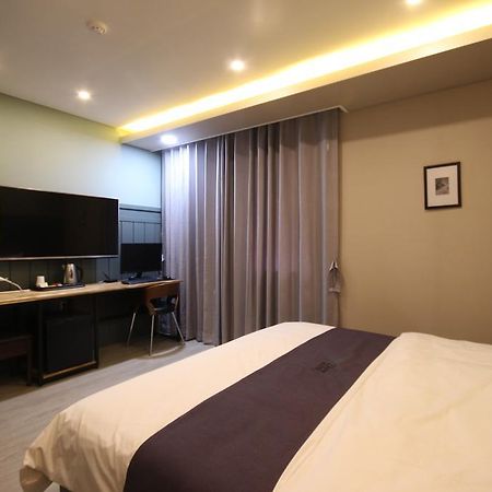 Dove Hotel 蔚山 エクステリア 写真