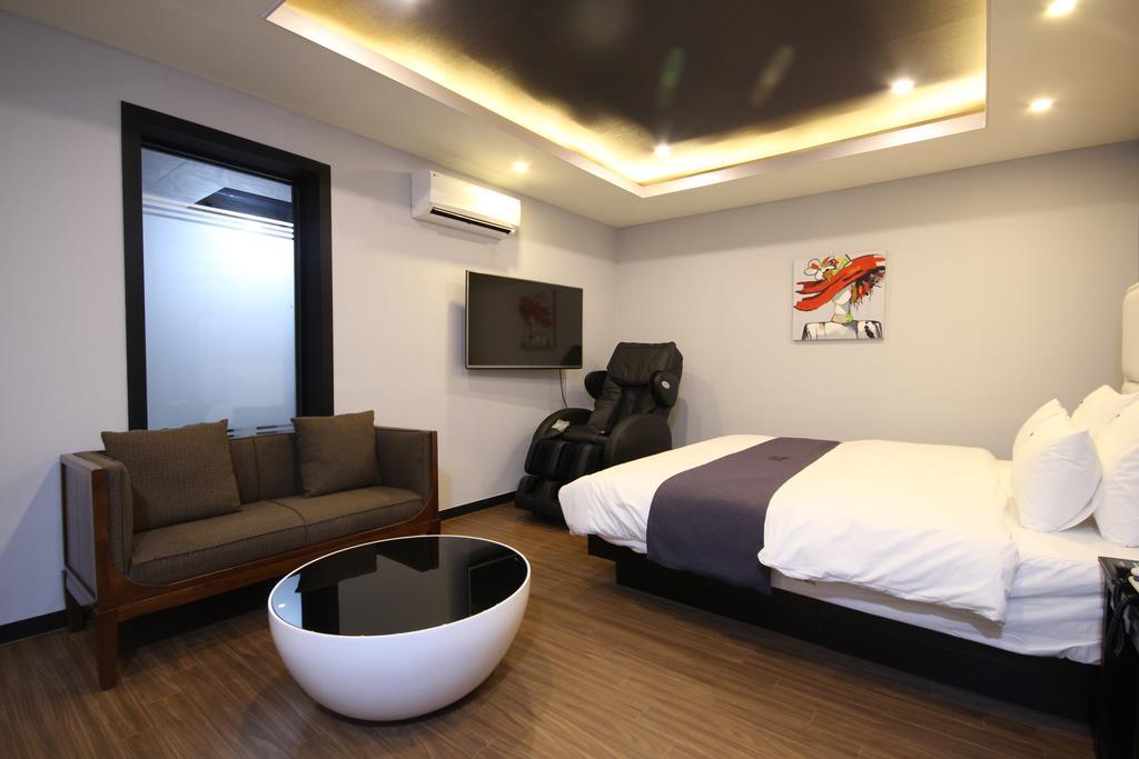 Dove Hotel 蔚山 エクステリア 写真